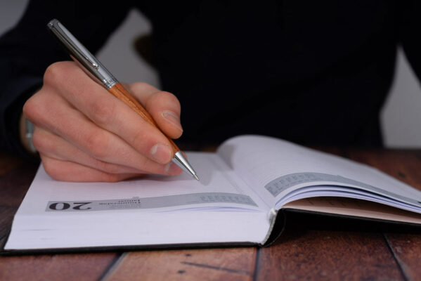 Hörner Legno Kugelschreiber personalisierte Werbemittel Kuli