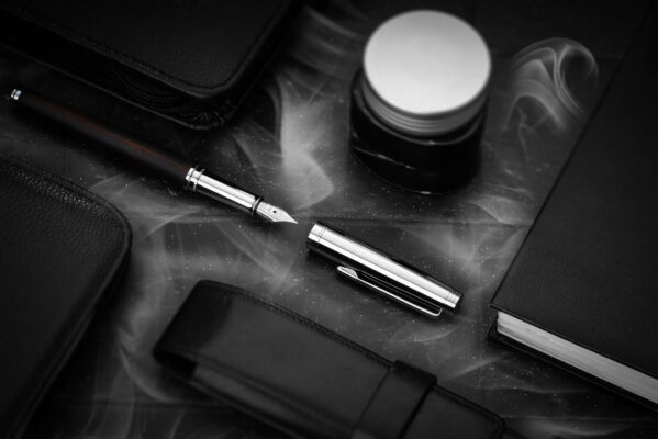 Hörner Legno Ebenholz I Füllfederhalter aus Holz I Edles Ebenholz Design